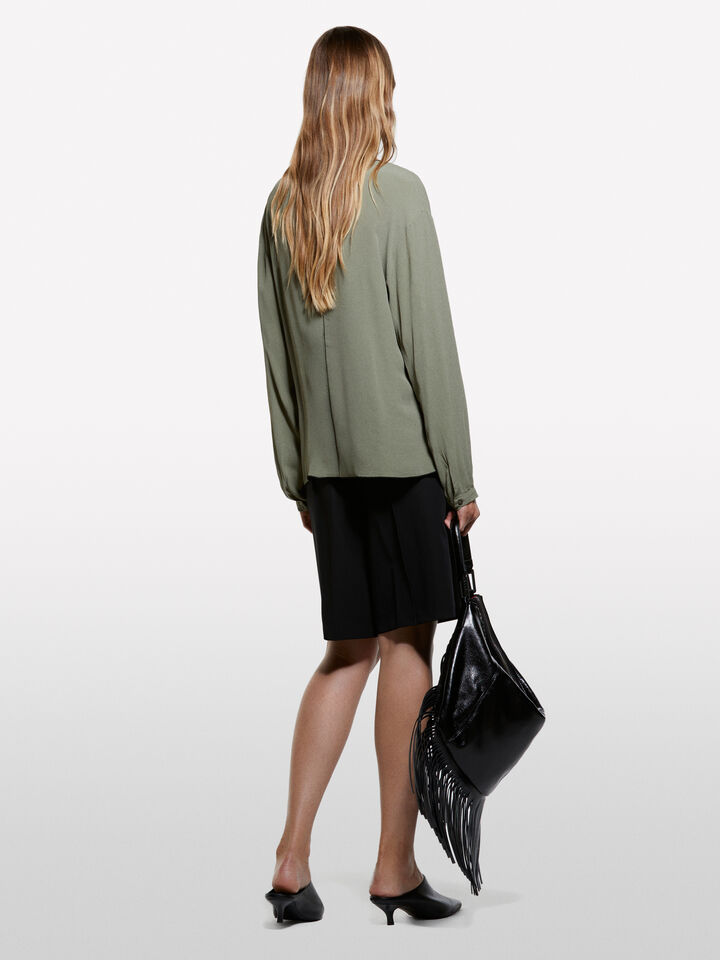 Military green oversized blouse - women's blouses - Military Green | Sisley image number 2